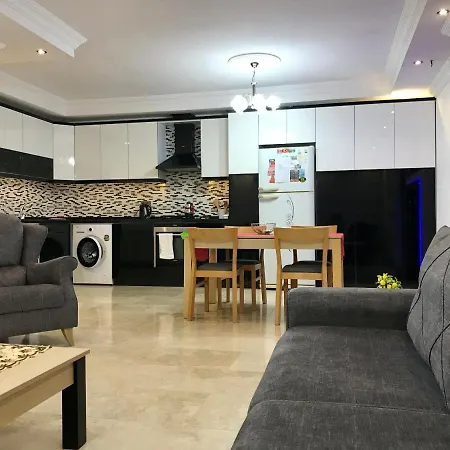 Apartmán Tyana Home-1 *