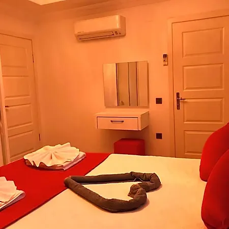 Tyana Home-1 Apartamento