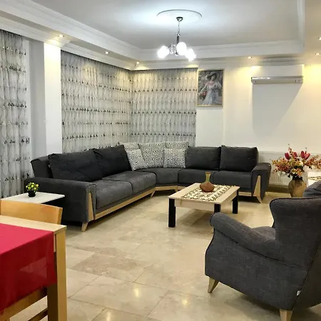 Tyana Home-1 Apartamento